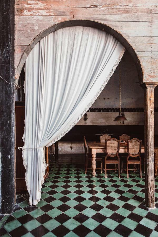 Coqui Coqui Casa De Los Santos Izamal - The Only One Suite Collection ภายนอก รูปภาพ