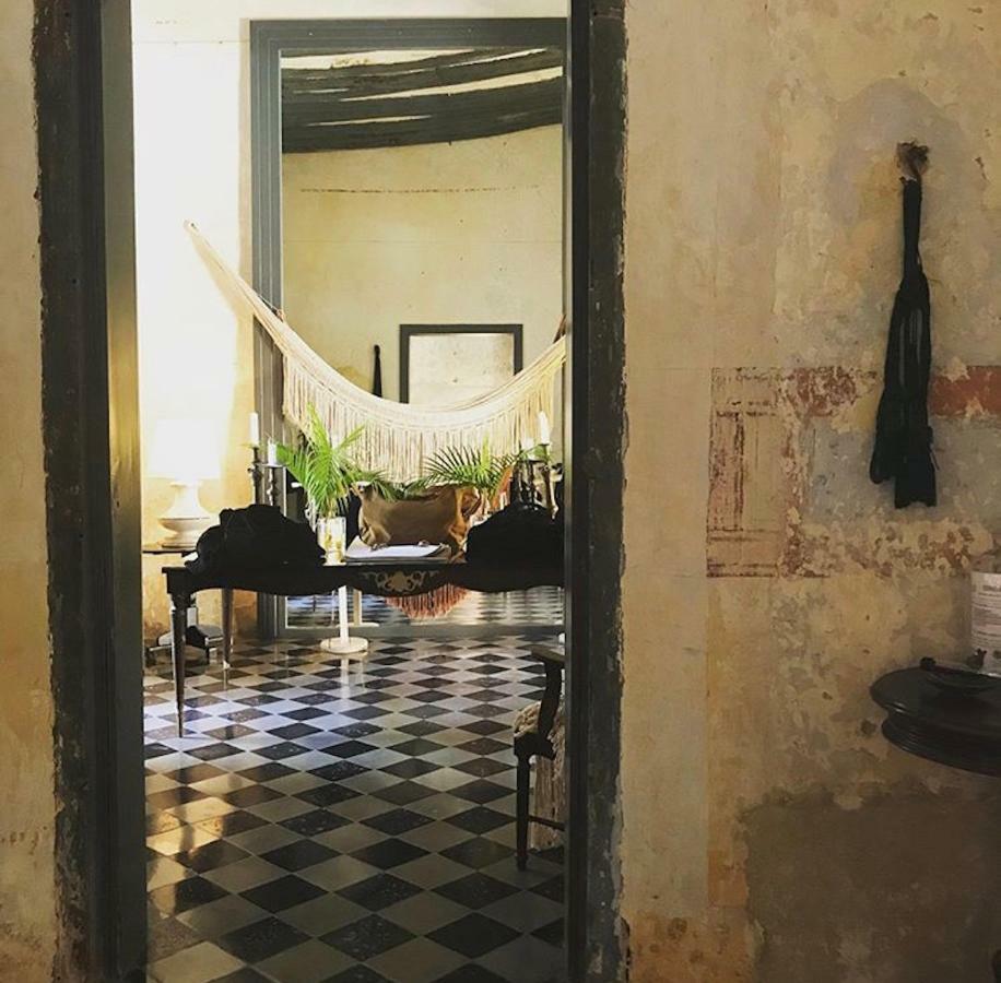 Coqui Coqui Casa De Los Santos Izamal - The Only One Suite Collection ภายนอก รูปภาพ